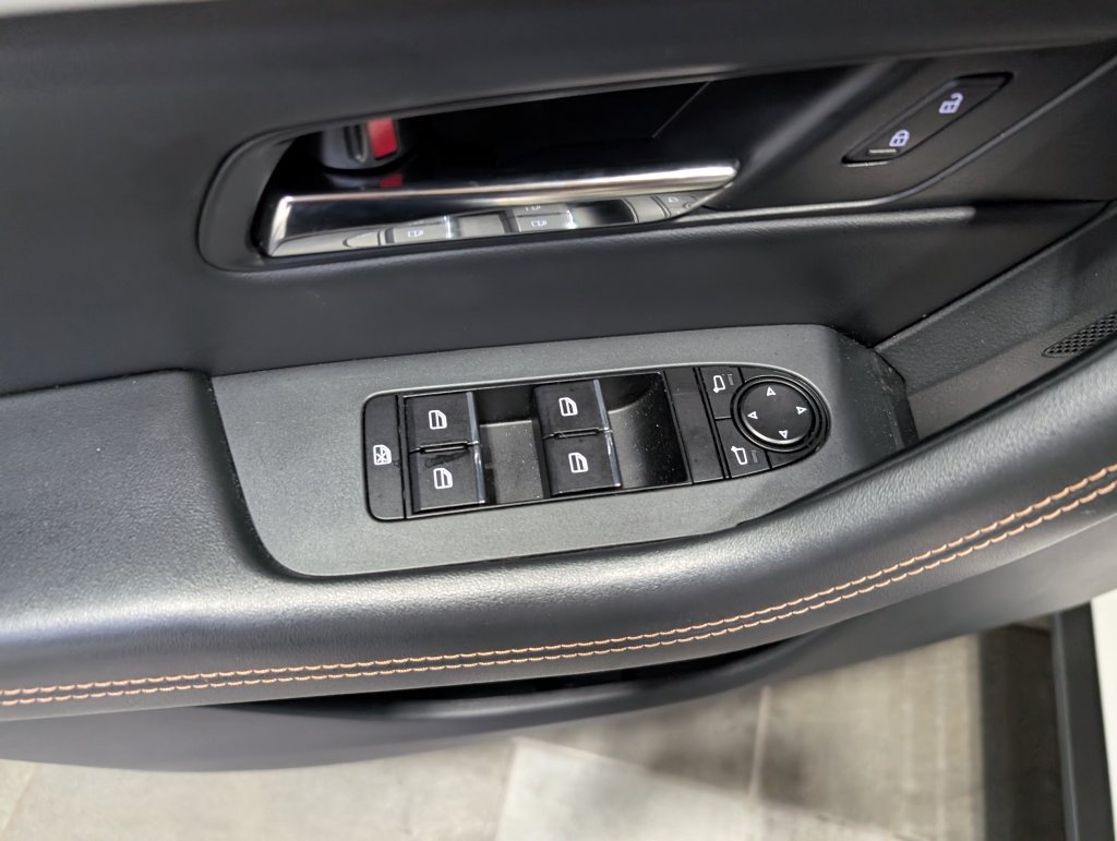 Used 2024 MAZDA CX-90 Plug-In Hybrid w/ Preferred AWD/4WD image 15