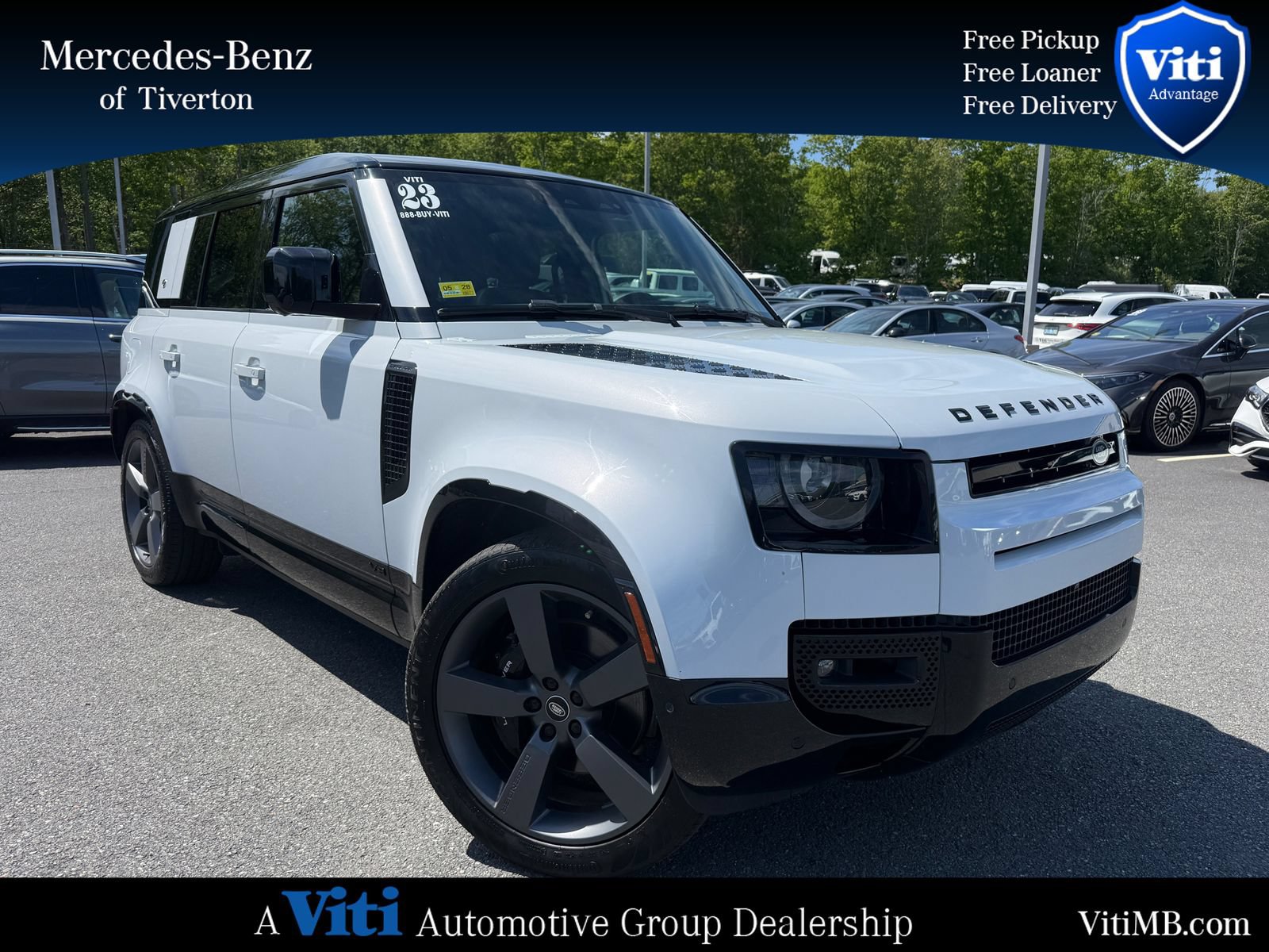 Used 2023 Land Rover Defender 110 V8 AWD/4WD image 1