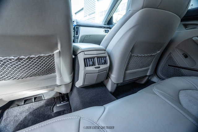 Used 2011 Cadillac CTS V RWD image 31