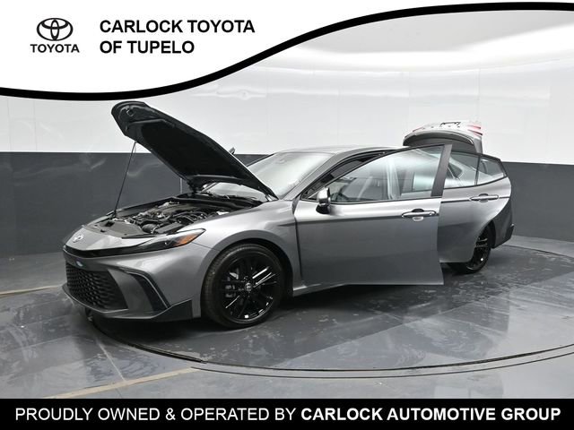 Used 2026 Toyota Camry SE FWD image 47