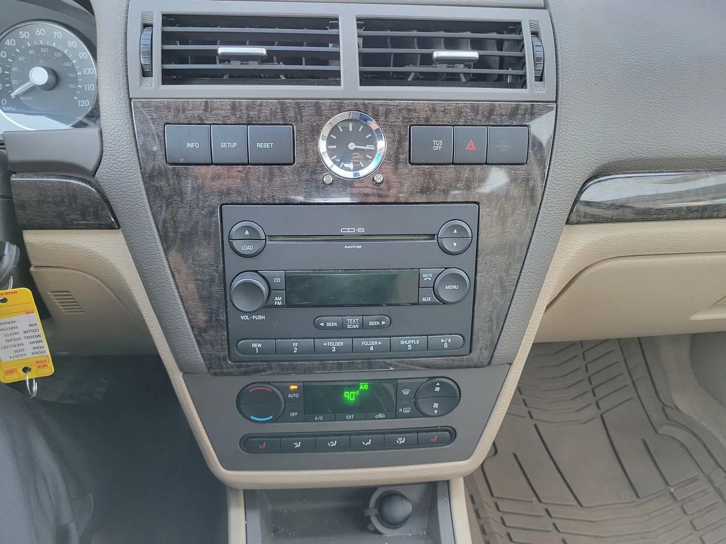 Used 2006 Mercury Milan Premier image 8