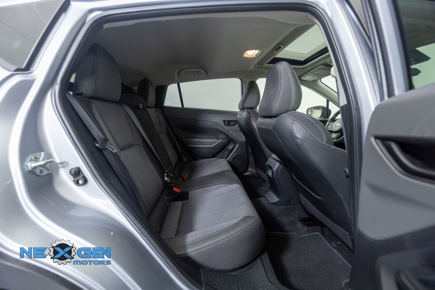 Used 2024 Subaru Crosstrek 2.0i Premium AWD/4WD image 33