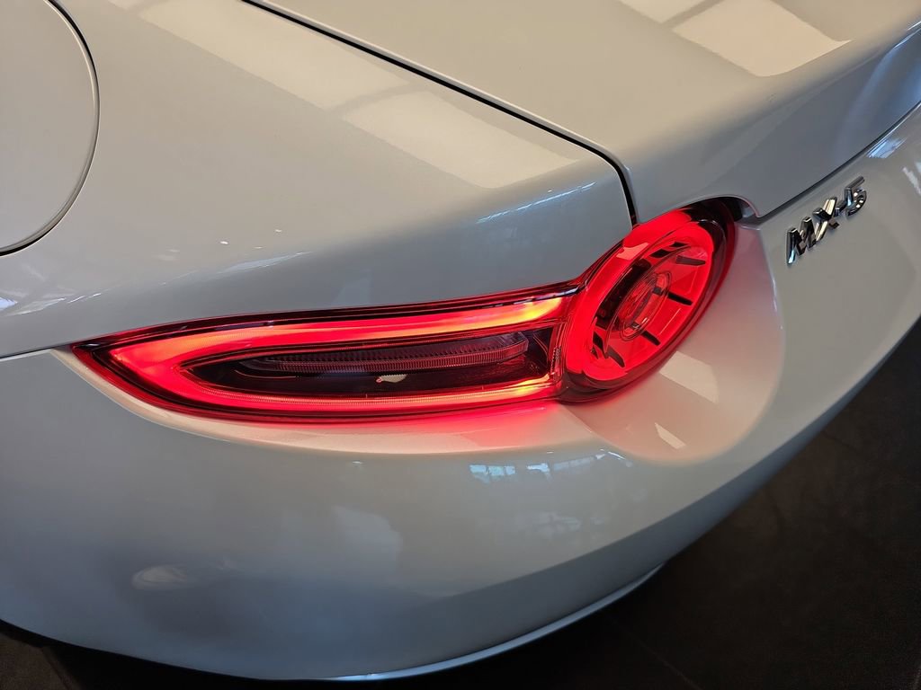 New 2026 MAZDA MX-5 Miata Grand Touring RWD image 36