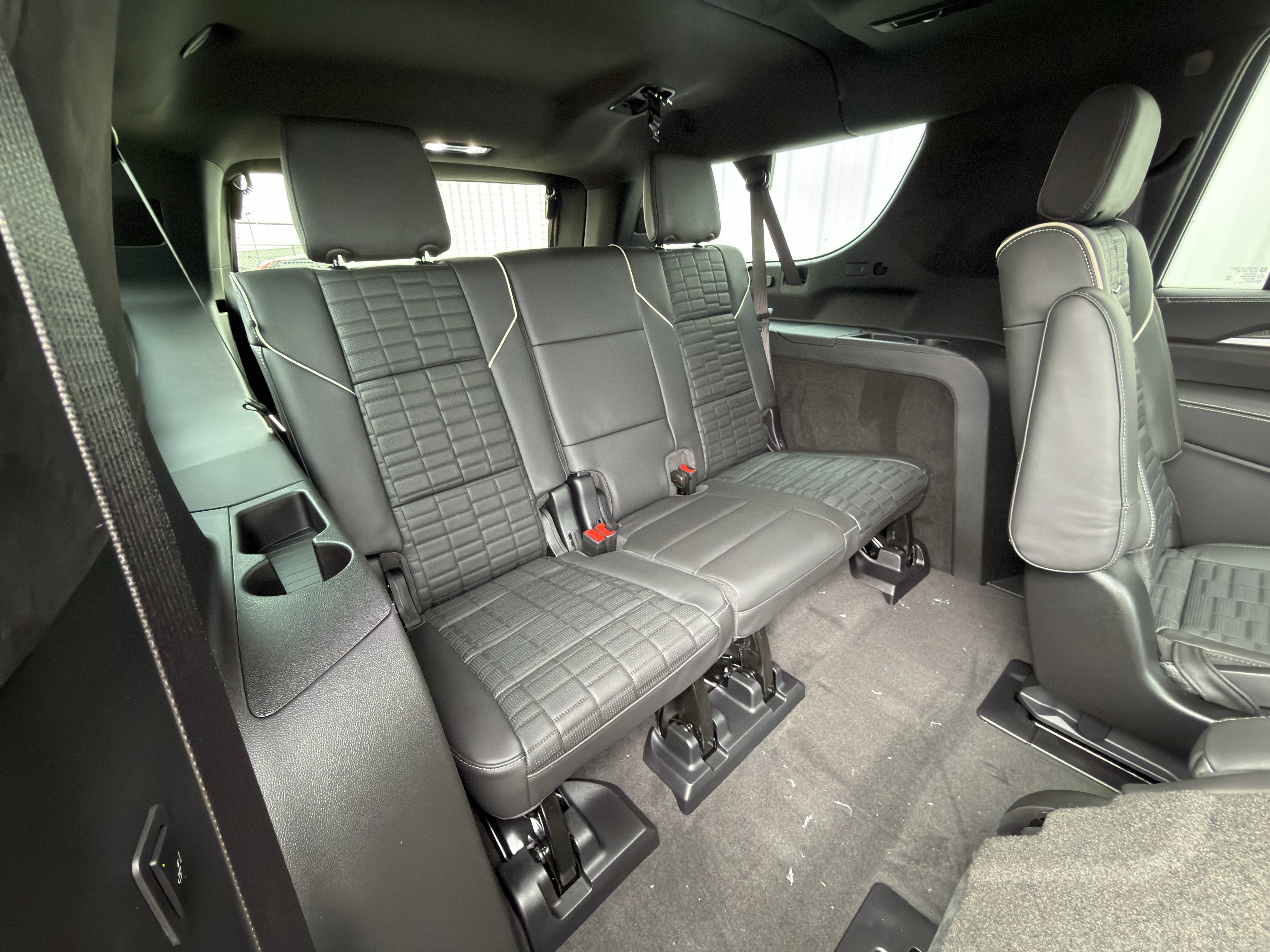 New 2026 Cadillac Escalade ESV V image 26