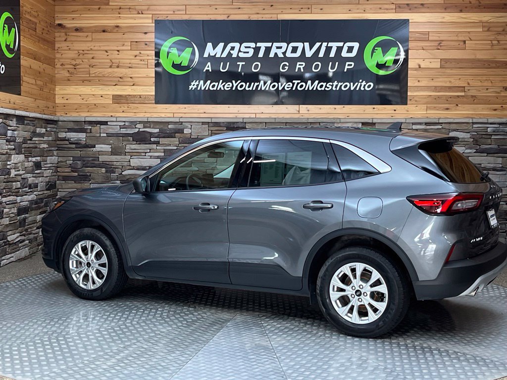 Used 2023 Ford Escape Active AWD/4WD image 9