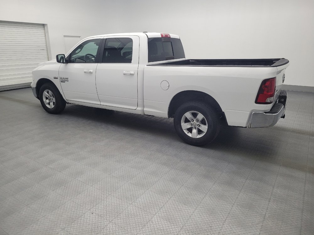 Used 2019 RAM 1500 Classic SLT image 3