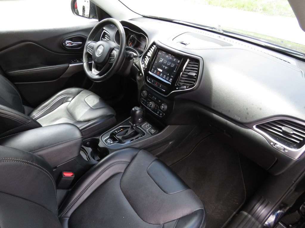 Used 2022 Jeep Cherokee Limited AWD/4WD image 14