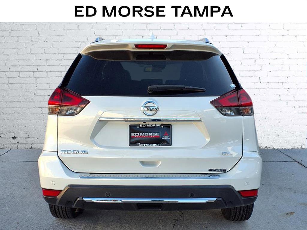 Used 2019 Nissan Rogue SL w/ Premium Package image 4