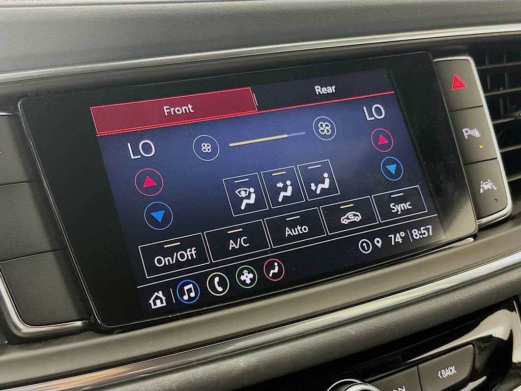 Used 2023 Buick Enclave Essence image 19
