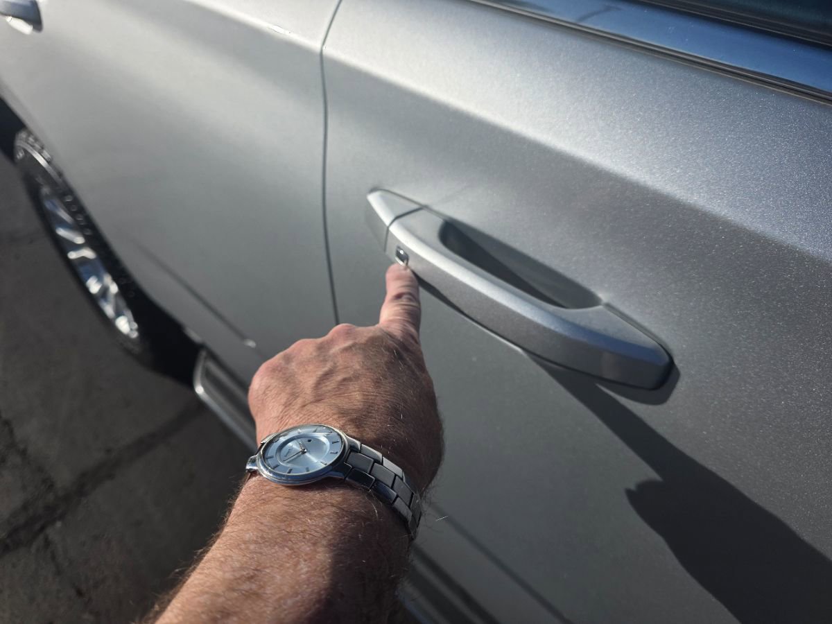 Used 2016 GMC Yukon SLT image 13