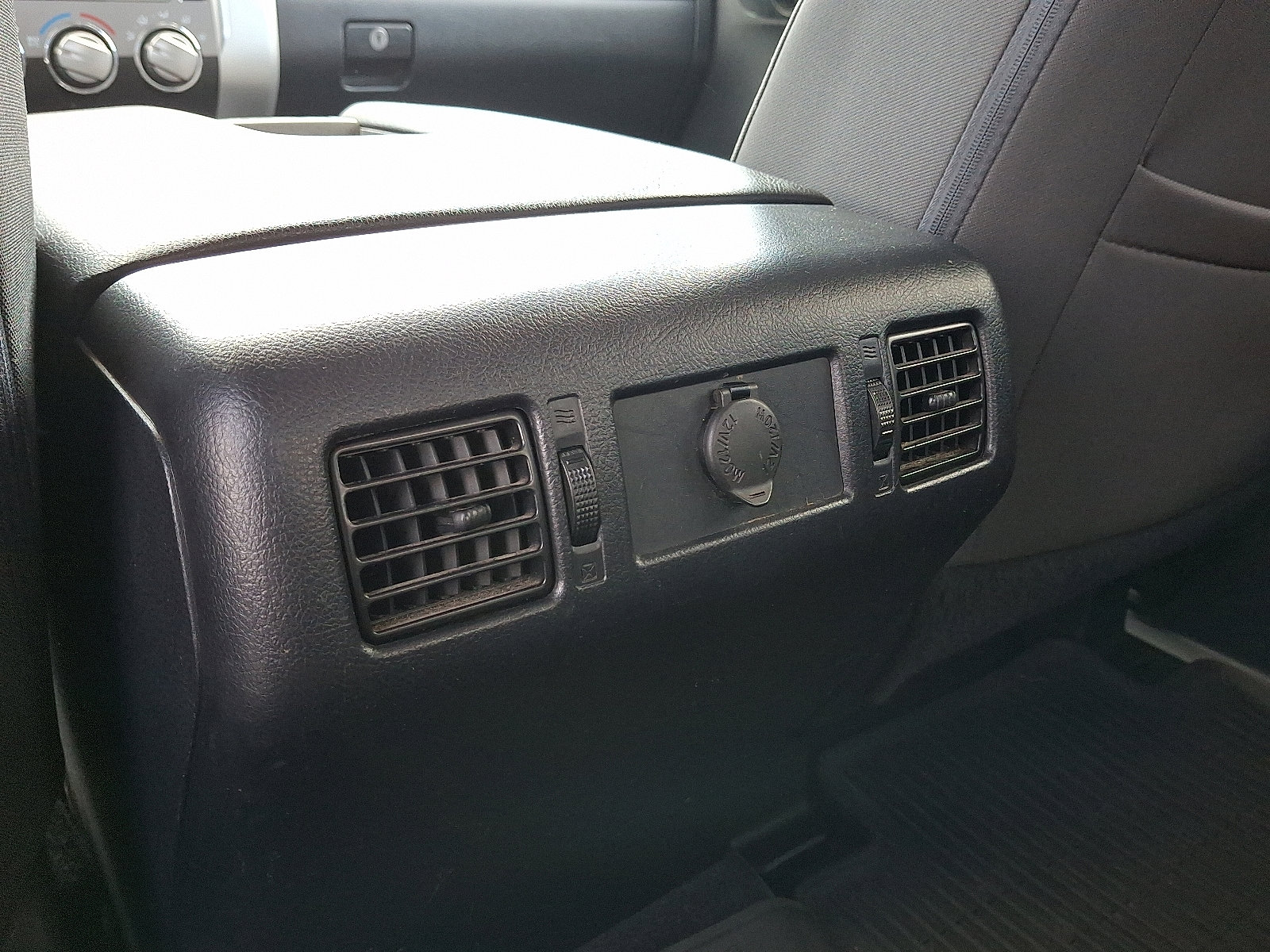 Used 2016 Toyota Tundra SR5 image 12
