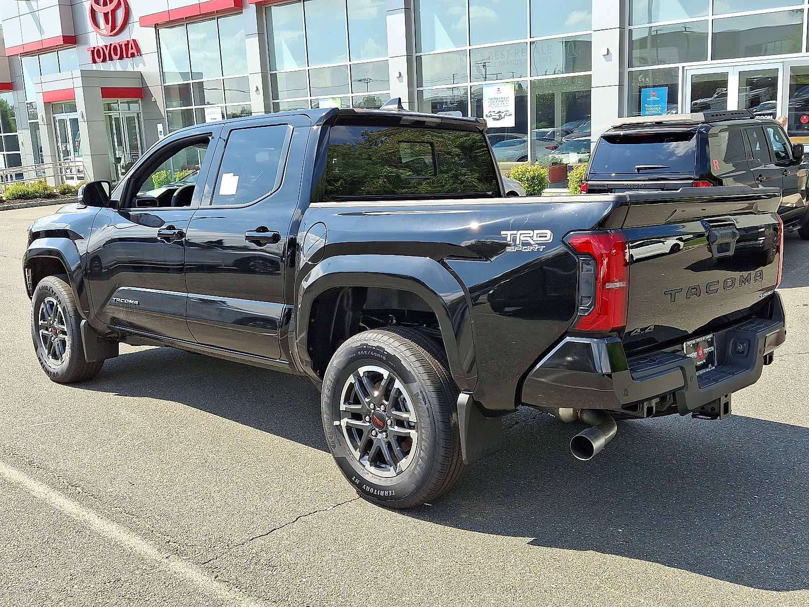 New 2025 Toyota Tacoma TRD Sport image 6