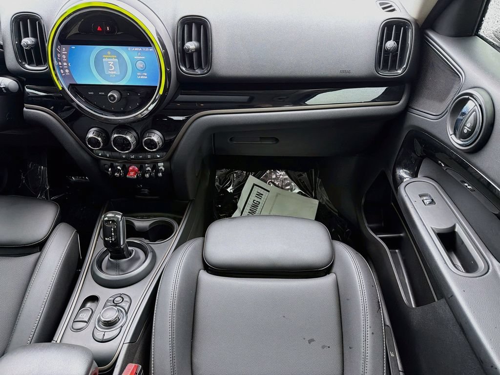 Used 2024 MINI Cooper Countryman S w/ Storage Package FWD image 17