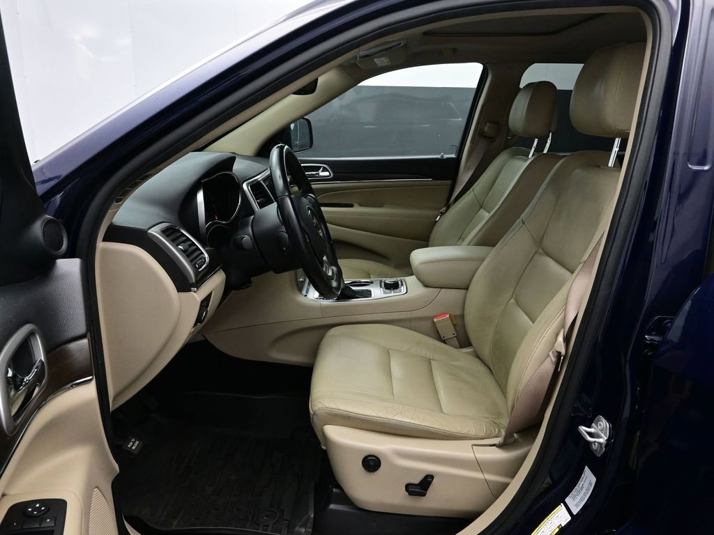 Used 2018 Jeep Grand Cherokee Limited image 13