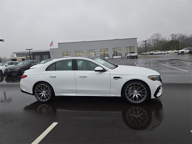 New 2026 Mercedes-Benz E 53 AMG e 4MATIC Sedan image 2