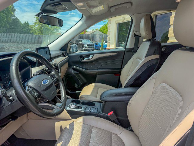 Used 2022 Ford Escape SEL FWD image 5