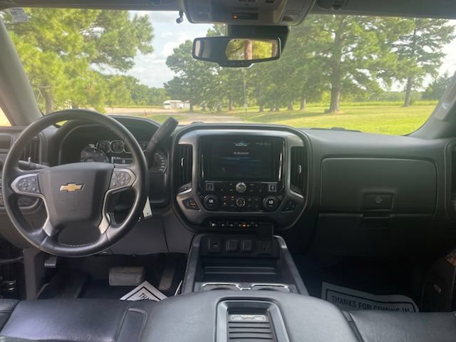 Used 2017 Chevrolet Silverado 1500 LTZ Z71 w/ Realtree Edition AWD/4WD image 38
