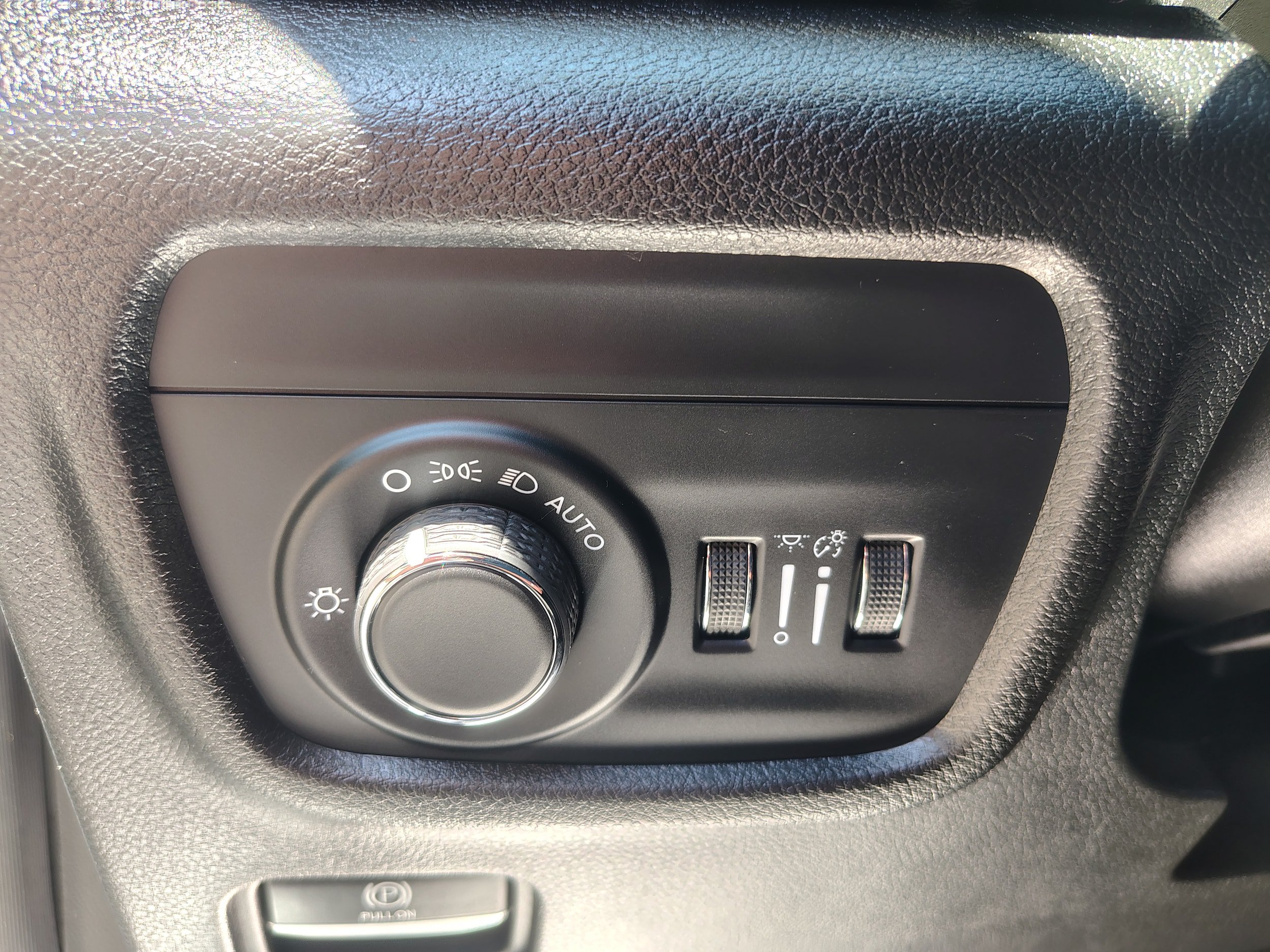 Certified 2024 Jeep Grand Cherokee L Laredo AWD/4WD image 28