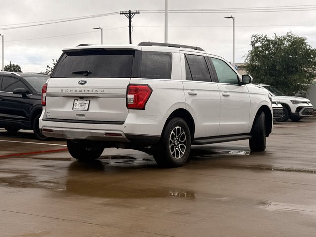 Used 2024 Ford Expedition XLT RWD image 8