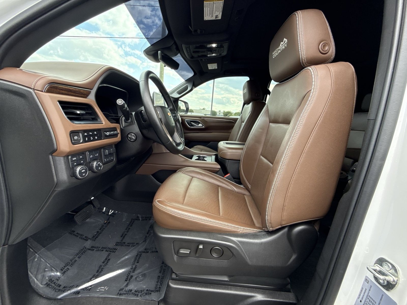 Used 2023 Chevrolet Suburban High Country AWD/4WD image 13
