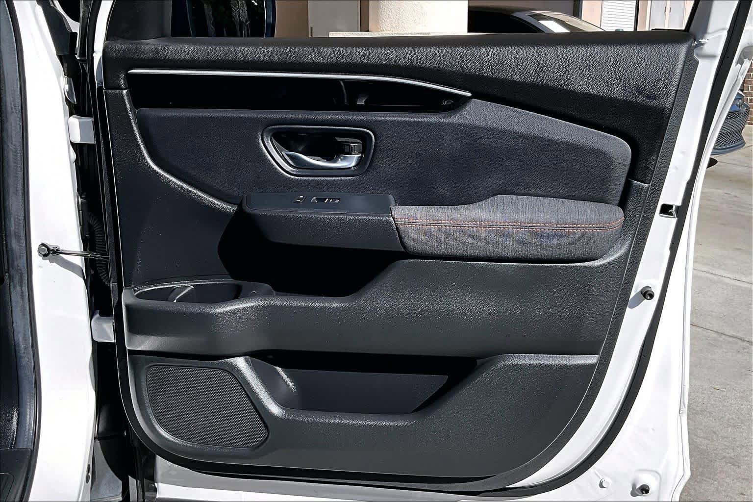 Certified 2025 Honda Pilot Sport image 22