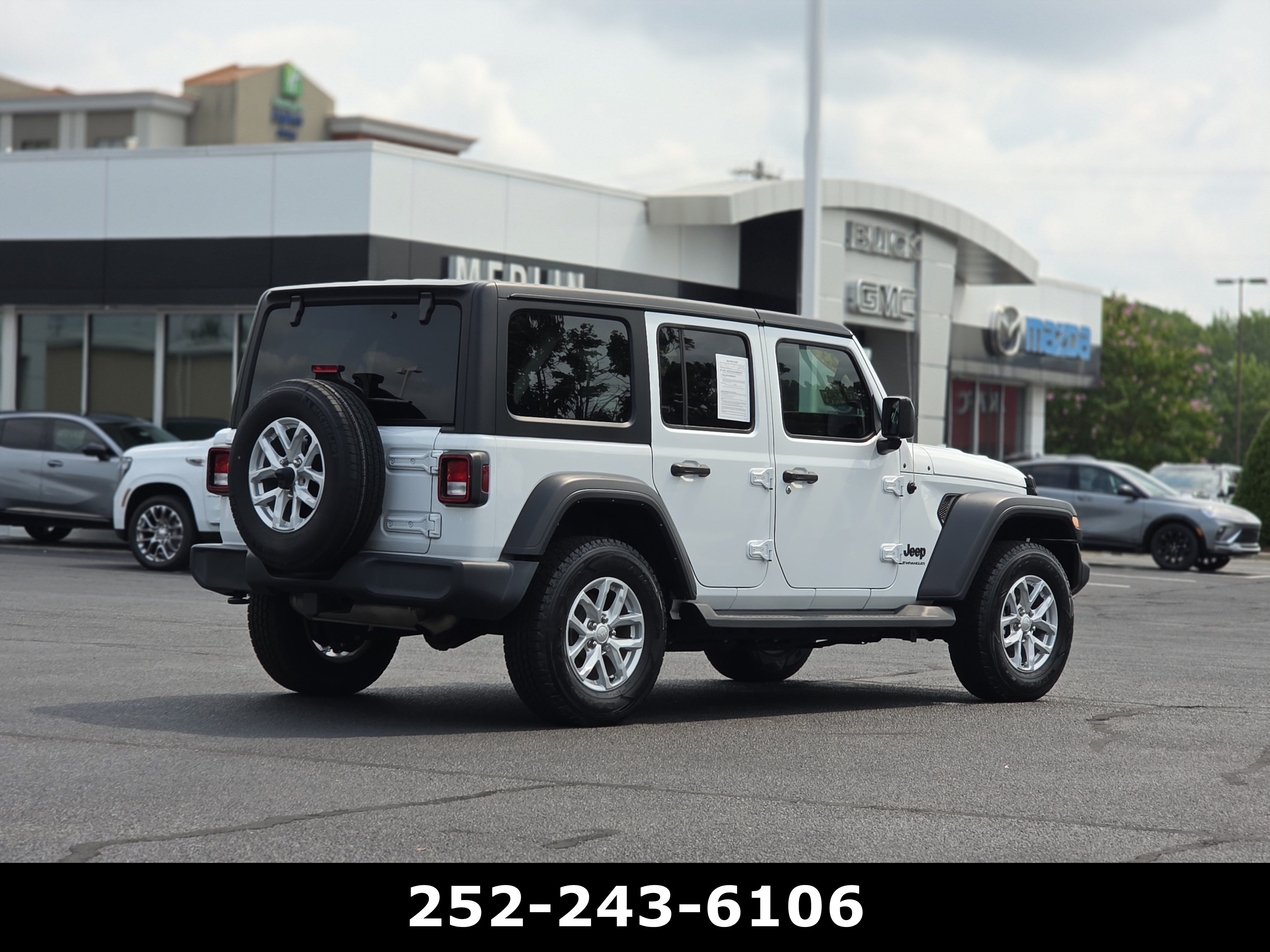 Used 2023 Jeep Wrangler Unlimited Sport AWD/4WD image 7