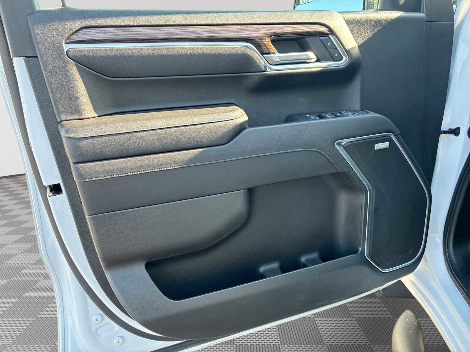 Certified 2023 Chevrolet Silverado 1500 RST w/ Redline Edition image 21