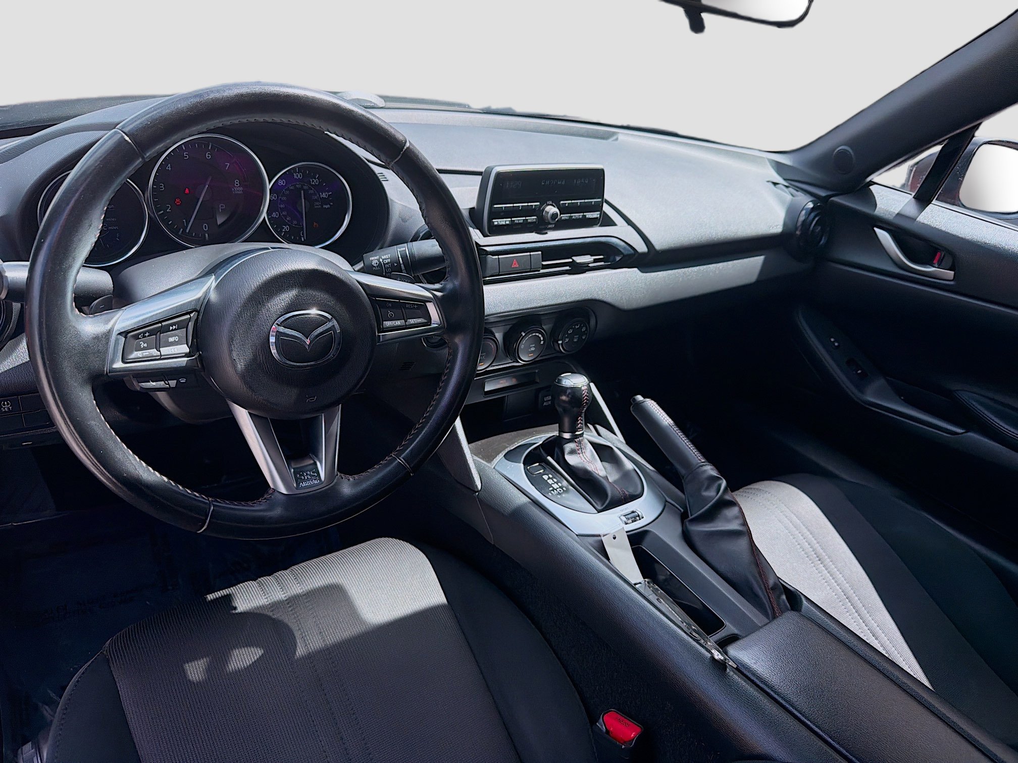 Used 2016 MAZDA MX-5 Miata Sport RWD image 7
