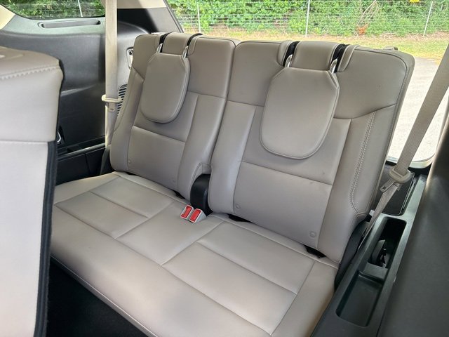 Used 2024 Ford Explorer Limited image 26