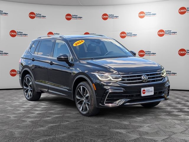 Used 2024 Volkswagen Tiguan SEL R-Line AWD/4WD image 3
