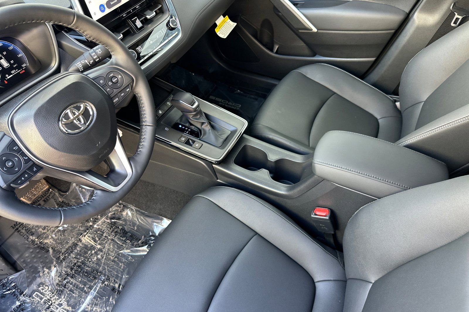 New 2026 Toyota Corolla Cross XLE w/ Convenience Package AWD/4WD image 8