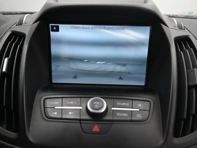 Used 2019 Ford Escape SE image 18