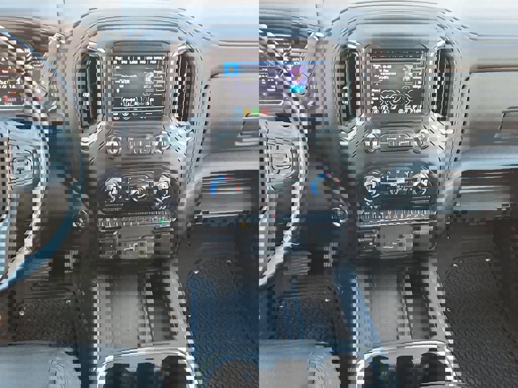 Used 2023 GMC Sierra 2500 AT4 w/ AT4 Premium Plus Package image 11