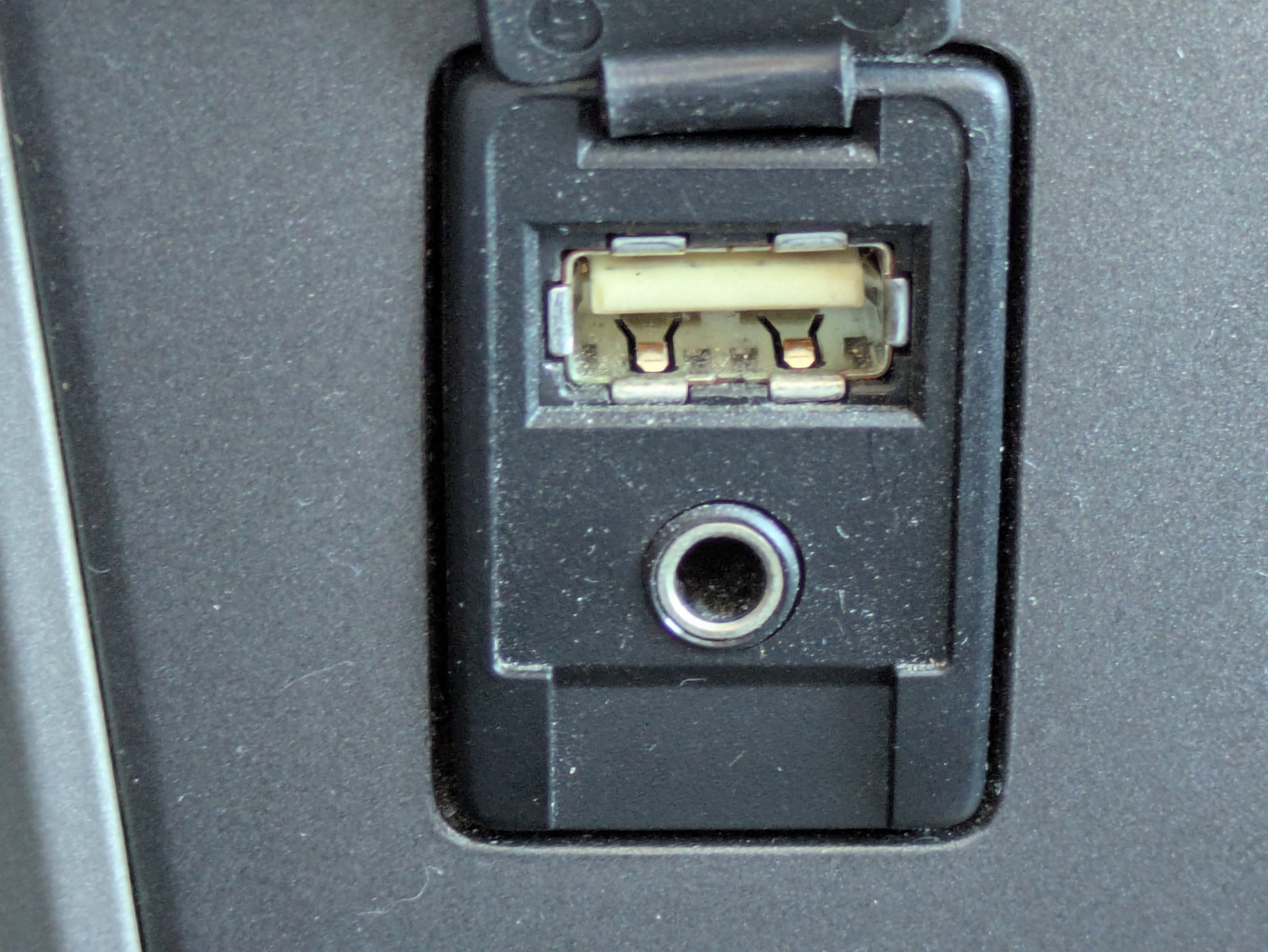 Used 2012 Toyota Corolla L image 20