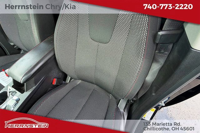 Used 2012 Chevrolet Equinox LT w/ Driver Convenience Package image 16