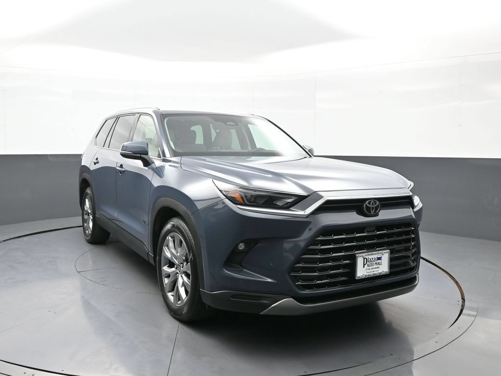 Certified 2024 Toyota Grand Highlander AWD image 3