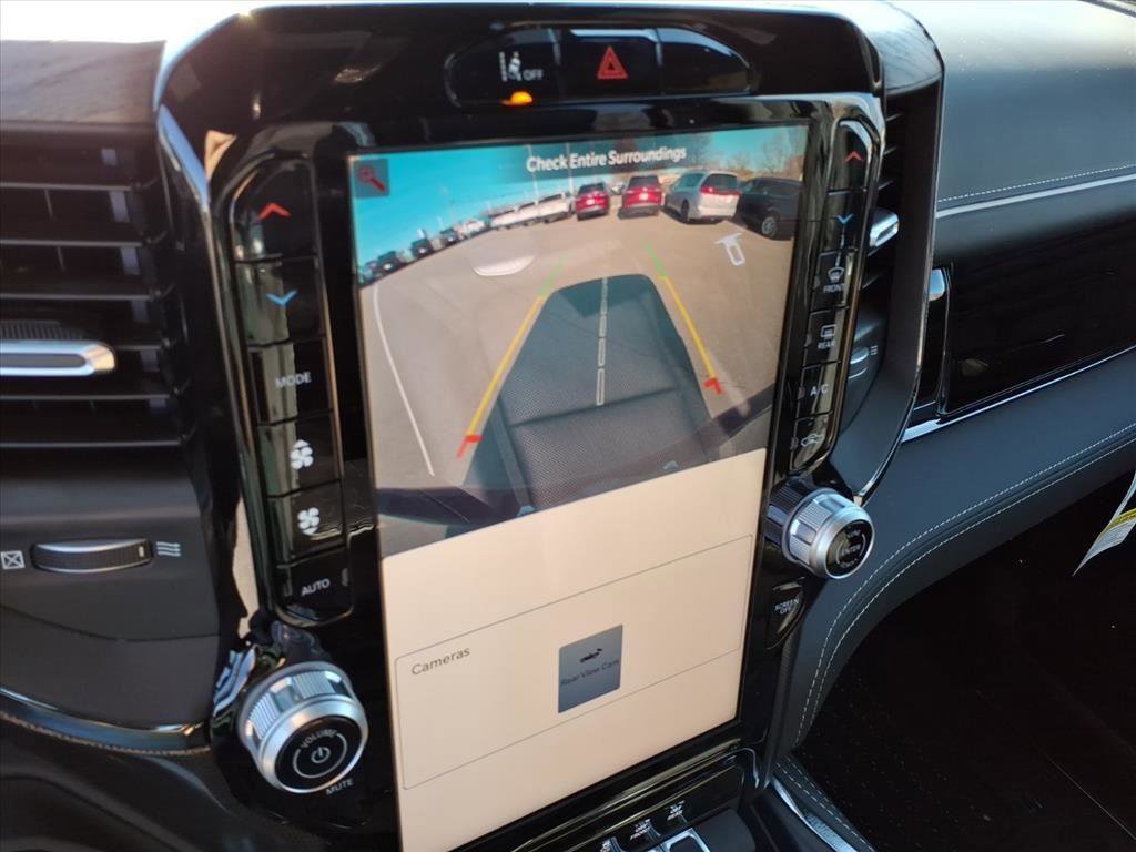 New 2026 RAM 1500 Limited w/ Bed Utility Group image 18