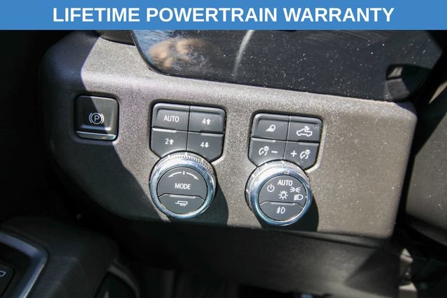 Used 2025 GMC Sierra 3500 SLT w/ SLT Premium Package AWD/4WD image 29