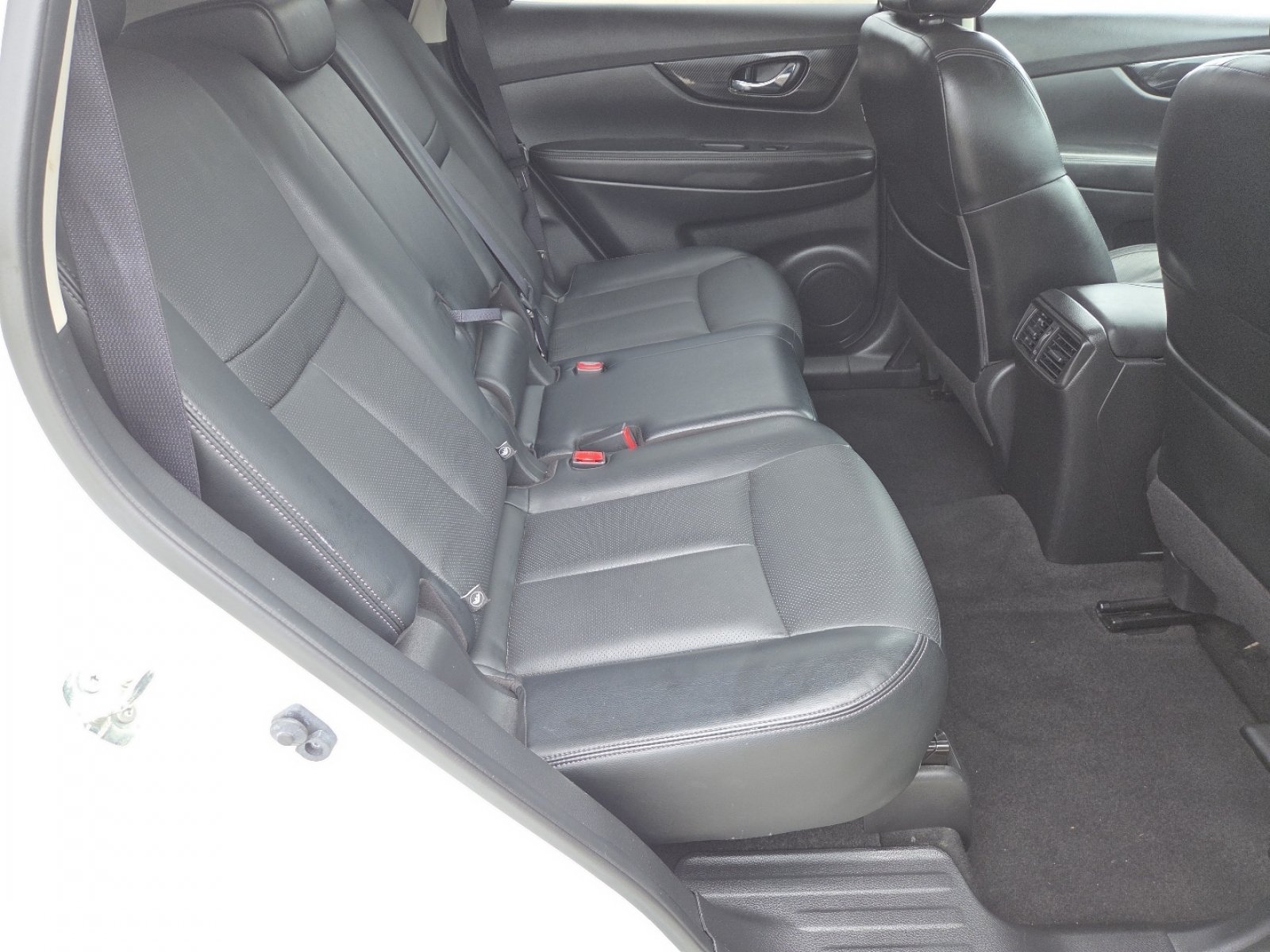 Used 2018 Nissan Rogue SL w/ Premium Package AWD/4WD image 22