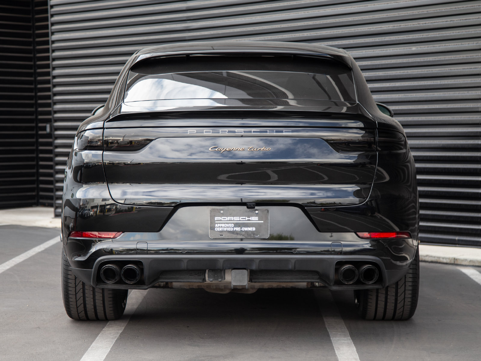 Certified 2023 Porsche Cayenne Turbo AWD/4WD image 14