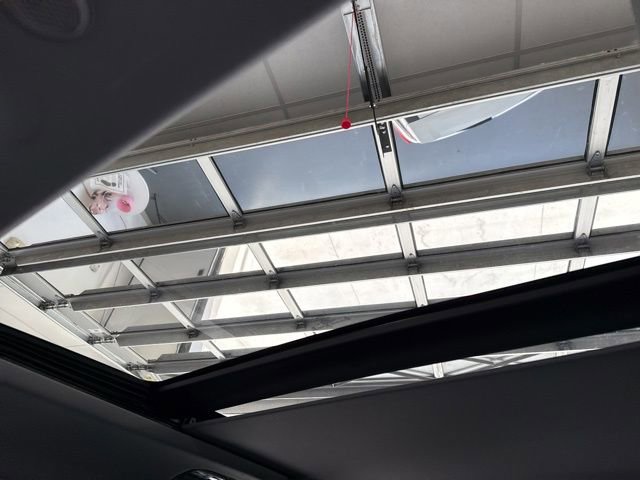 Used 2023 Ford Explorer Limited w/ Limited Technology Package image 28