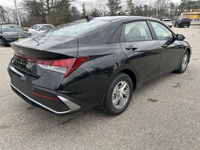 New 2026 Hyundai Elantra SE FWD image 31