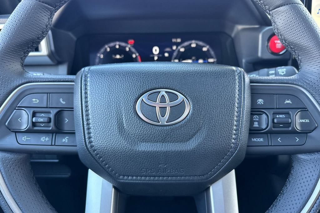 New 2026 Toyota 4Runner TRD Off-Road Premium AWD/4WD image 20