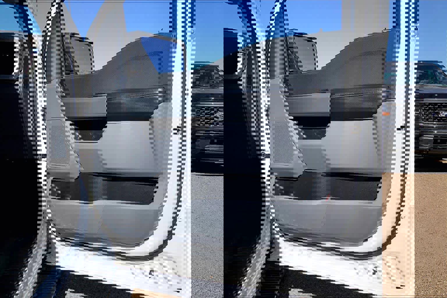 Used 2023 Ford F150 XLT image 23