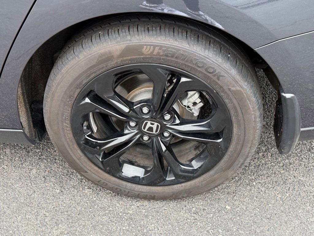 Used 2025 Honda Accord SE image 13