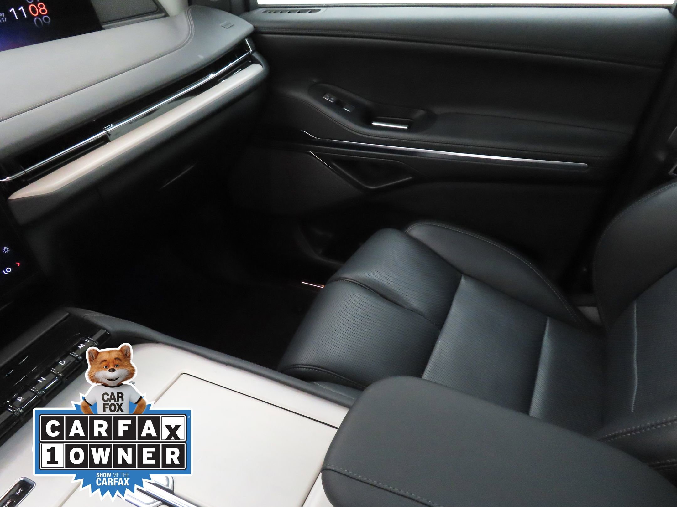 Used 2025 Lincoln Navigator Reserve image 22