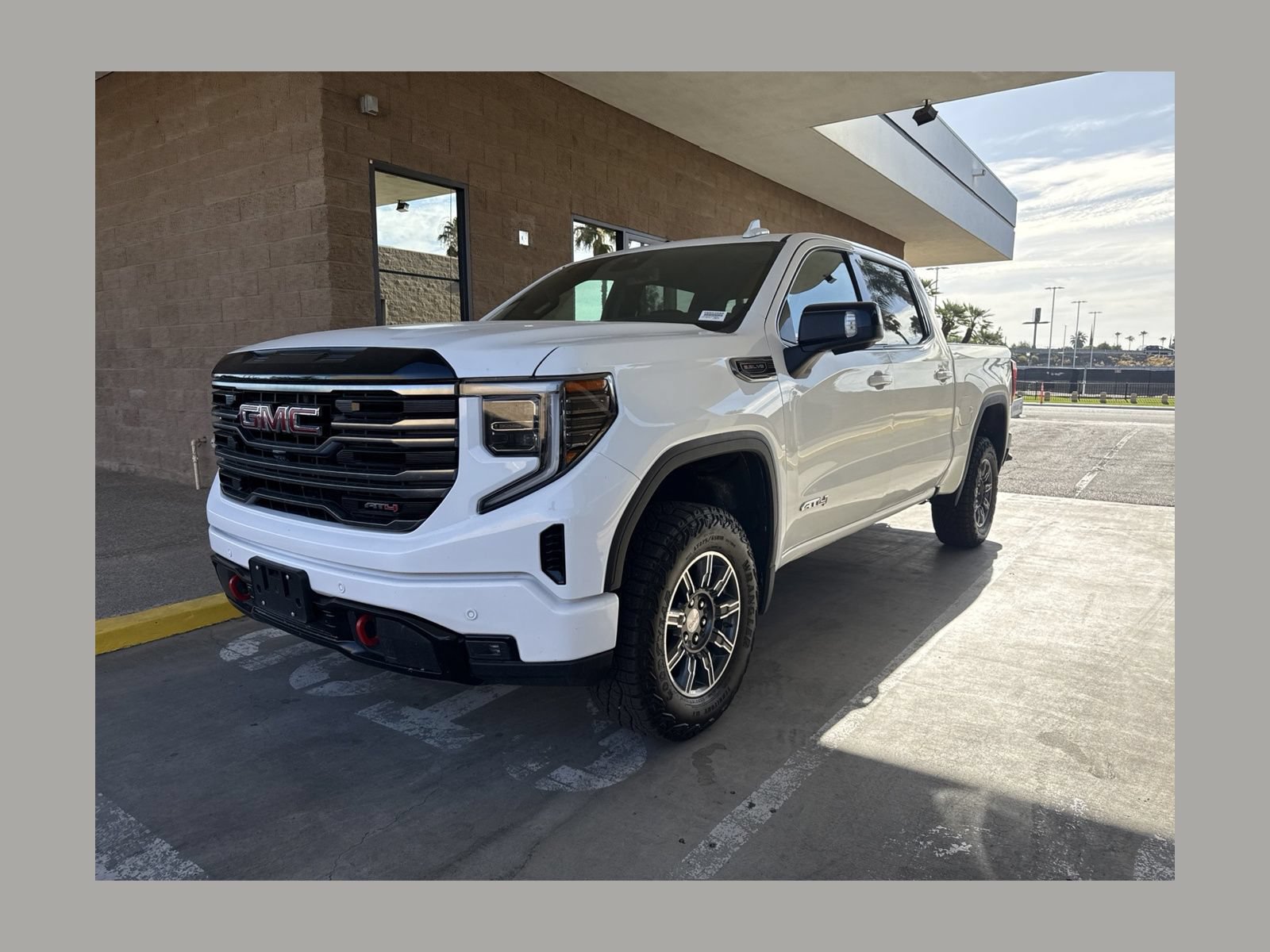 Certified 2025 GMC Sierra 1500 AT4 AWD/4WD image 1