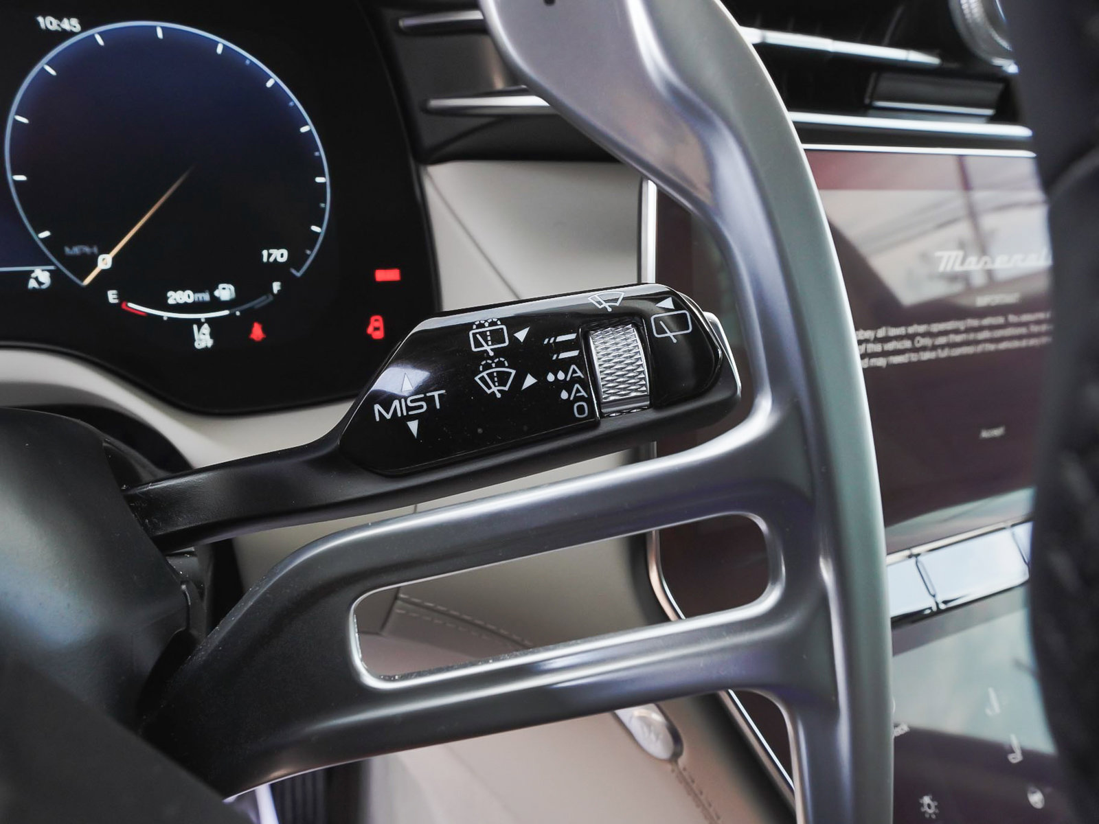 Used 2023 Maserati Grecale GT image 25