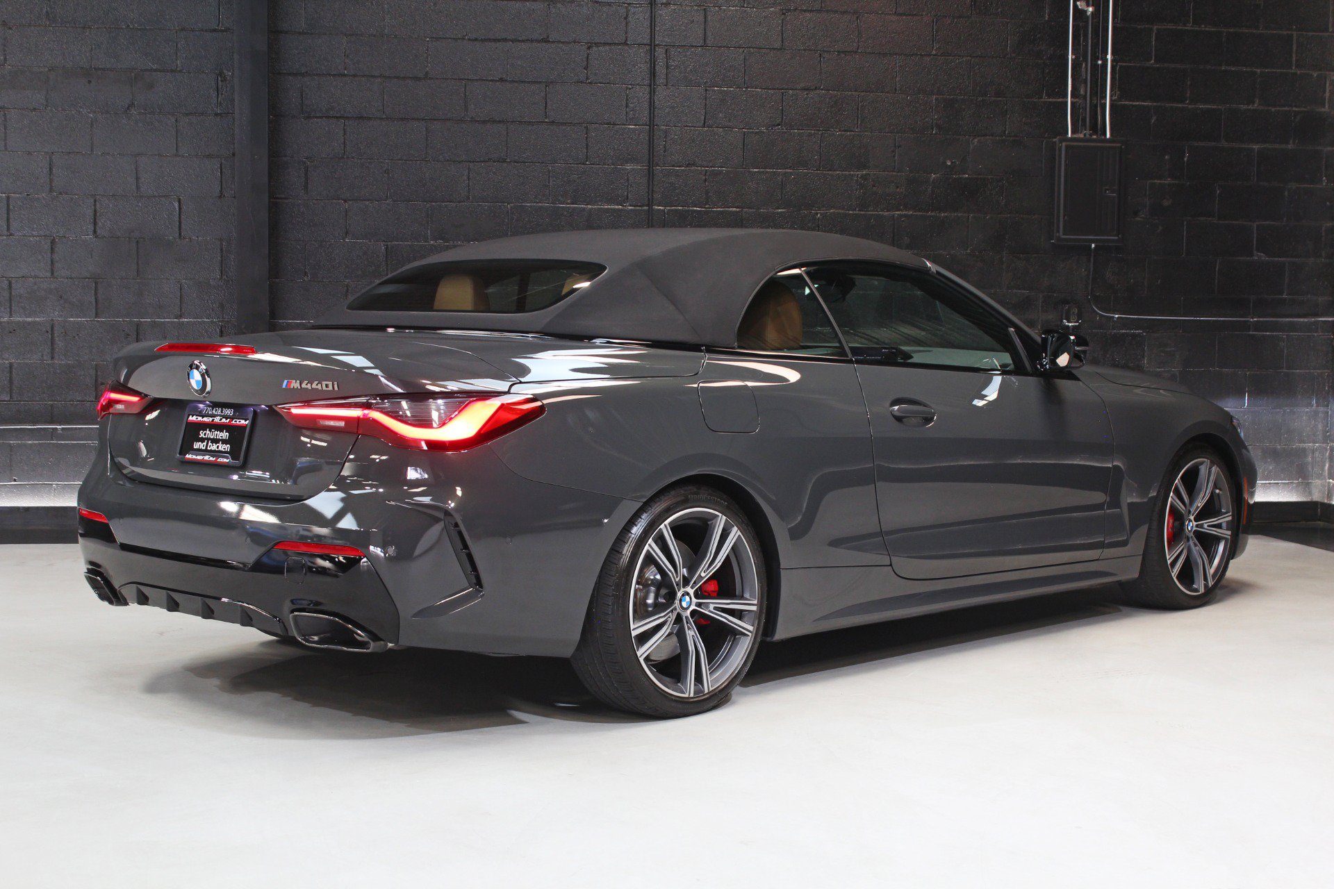 Used 2024 BMW M440i Convertible w/ Premium Package RWD image 26