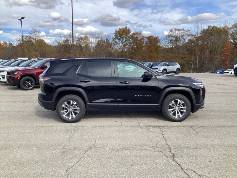 New 2026 Chevrolet Equinox LT w/ Convenience Package II image 8